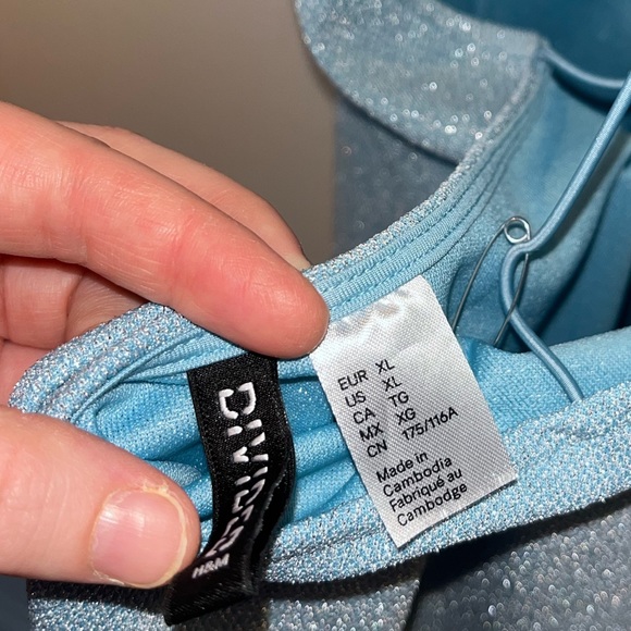 H&M light blue shimmer dress Size Large - Picture 3 of 3